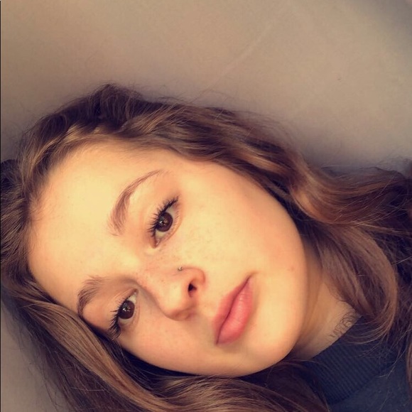 Meet your Posher, Savannah - Picture 1 of 1